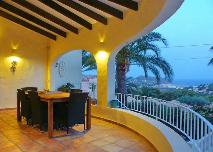 Вилла Maravista Solidays *